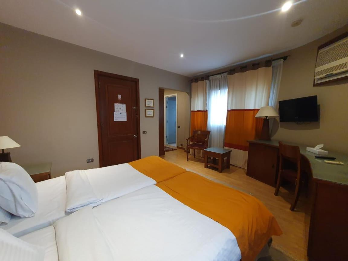 The Cosy Hotel In Zamalek El El Cairo Exterior foto